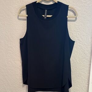 Athleta women’s black Sleeveless flowy tank top size Large